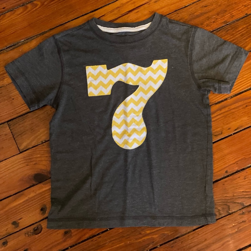 🧩 3/$20 Handmade 7 Shirt for Birthday Size Small Old Navy